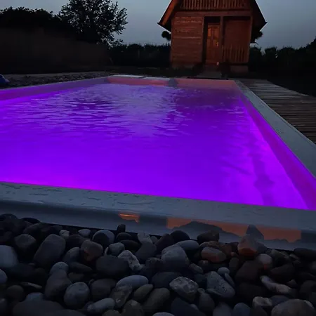 Kucica Nasa Bajka * Kupinovo